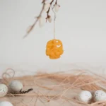 Anhaenger-Osterfigur